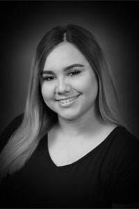 Dentist Staff Julissa - Fresno, CA